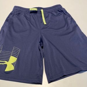 Under Armour youth large heat gear shorts